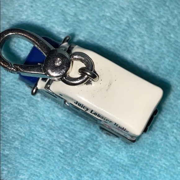 Juicy Couture Lobster Rolls Food Truck - Picture 7 of 11